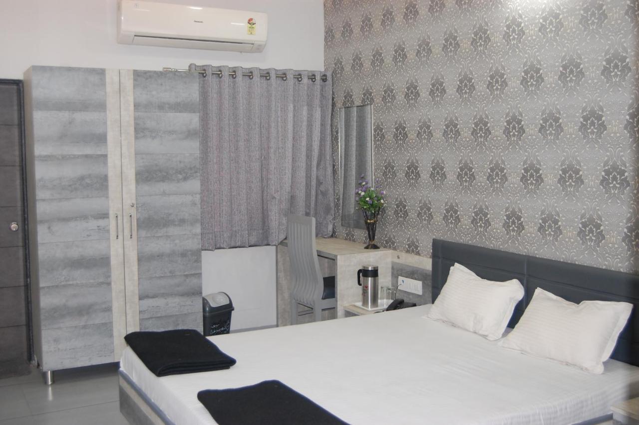 Laxmi Film City Resort Вадодара Екстер'єр фото